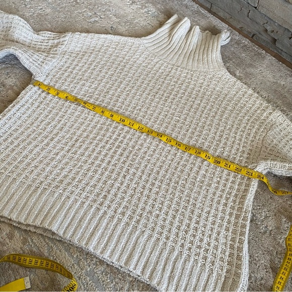 By Together Sweater Waffle Knit Chunky Turtle Neck Brown Tan: Large - Picture 8 of 9